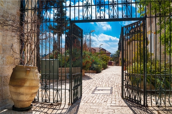 Yemin Moshe Jerusalem Residential Real Estate